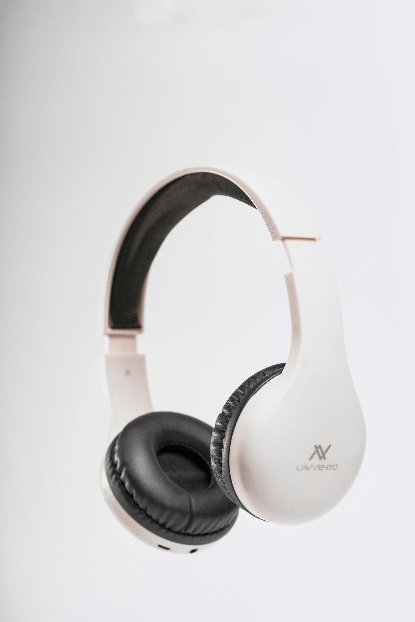 L'AVVENTO Bluetooth Headphone with Stereo Plug - White