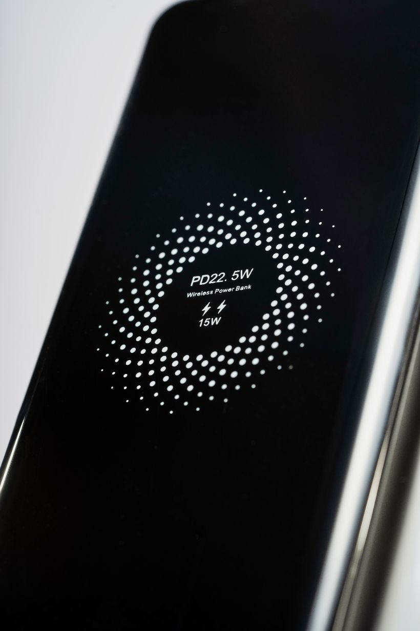 L'AVVENTO QI Wireless Power Bank, 10,000 MAh