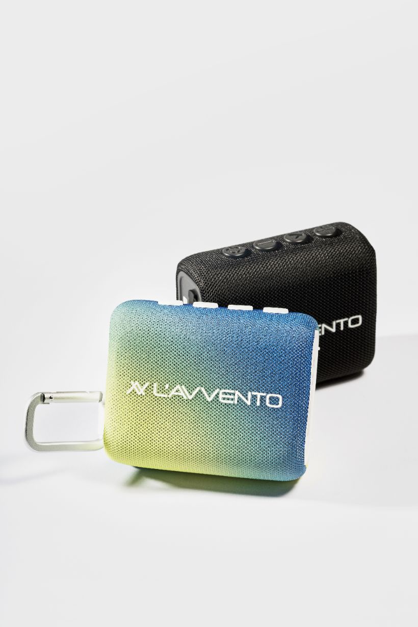 L'AVVENTO Waterproof Speaker IPX7, 5.5W, 1500mAh