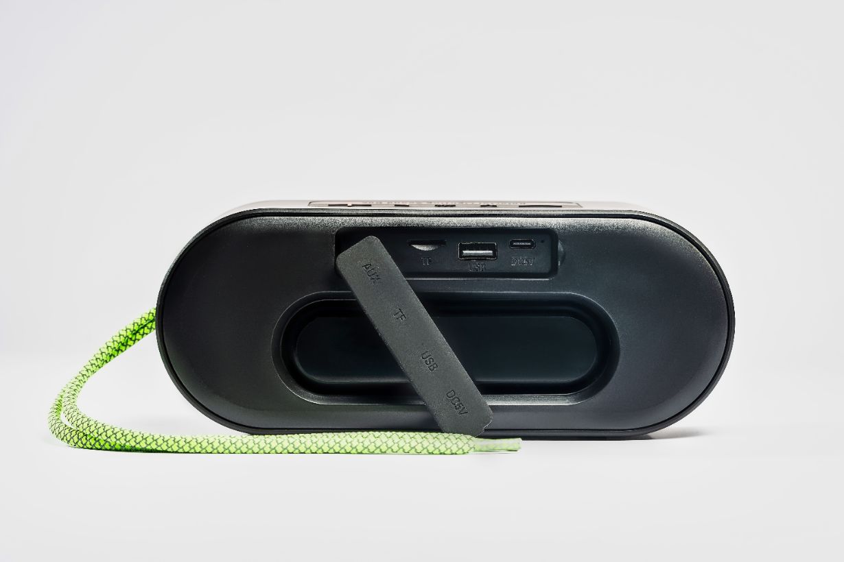 L'AVVENTO LED Speaker IPX6, 5W*2, 3000mAh