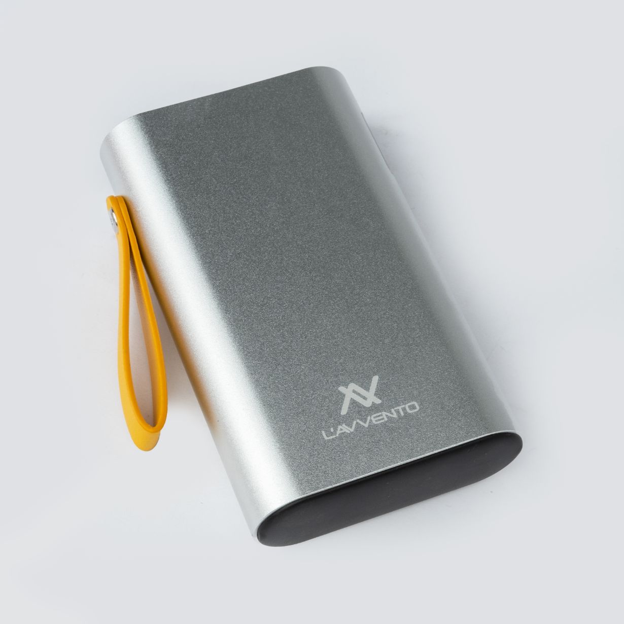 L'AVVENTO Power Bank 14,400 mAh