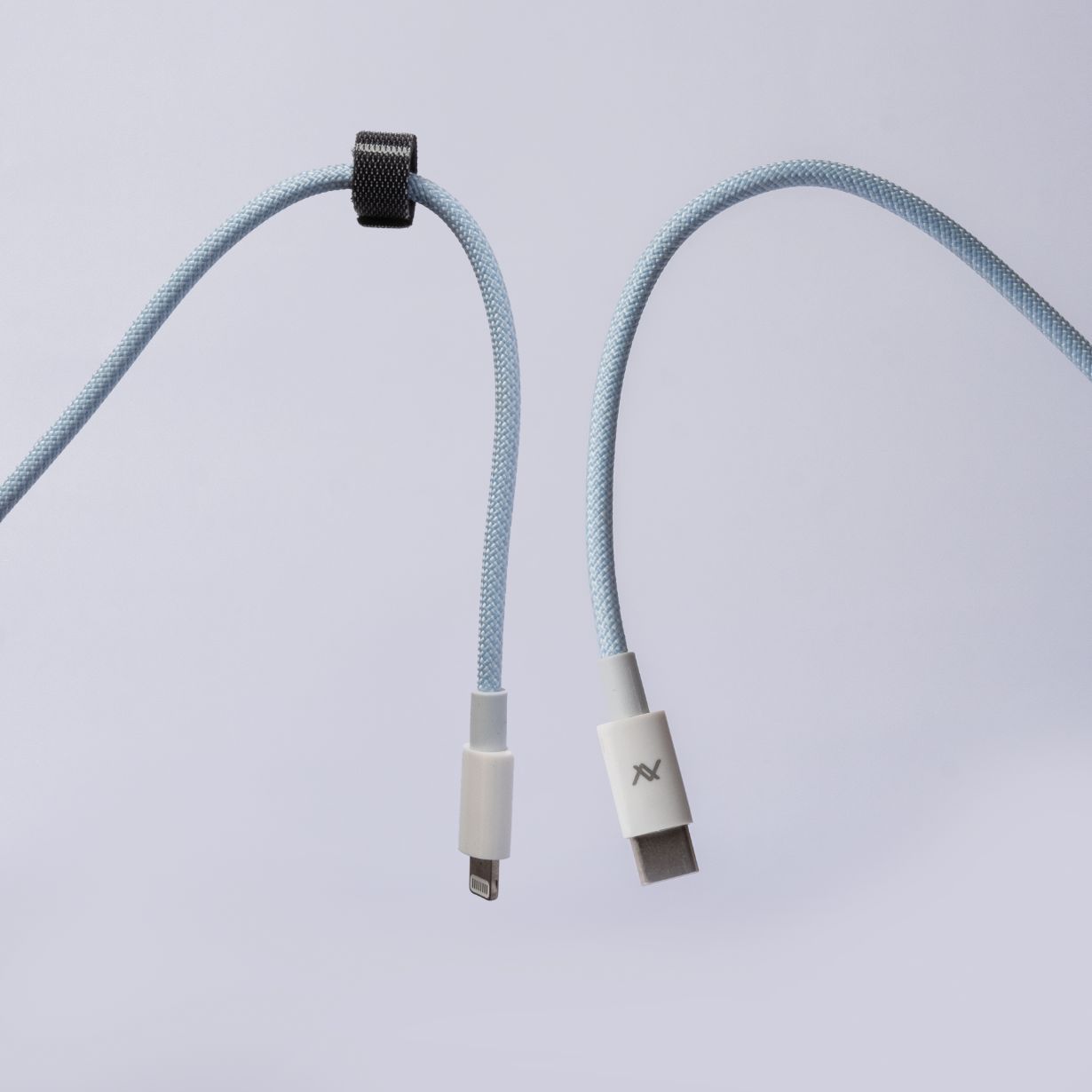 L'AVVENTO USB-C to Lightning Cable